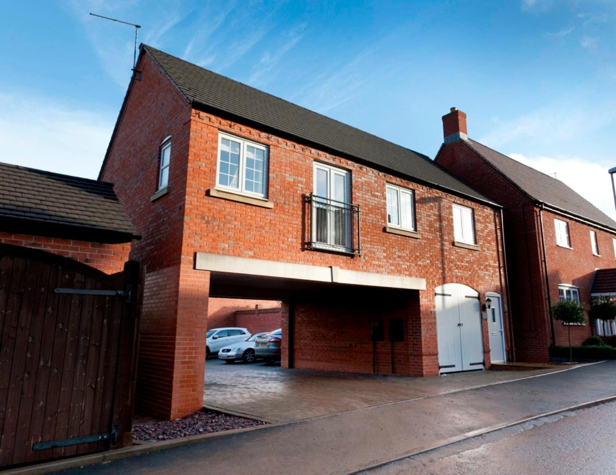 Dbs Serviced Apartments - The Coach House Castle Donington Exterior foto