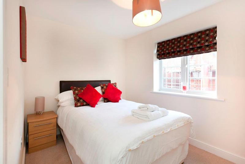 Dbs Serviced Apartments - The Coach House Castle Donington Exterior foto