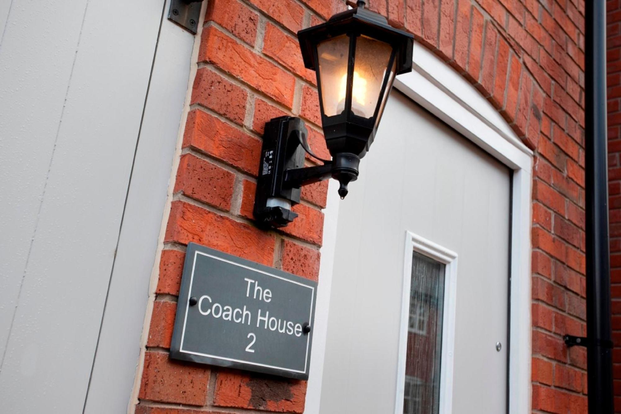 Dbs Serviced Apartments - The Coach House Castle Donington Zimmer foto